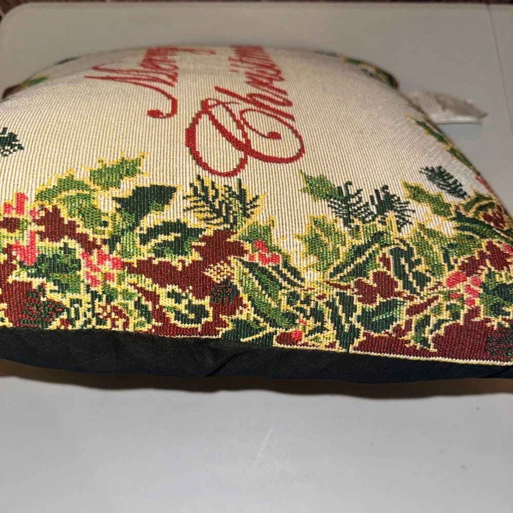 Park B. Smith Merry Christmas Tapestry Throw Pillow Holly Green Red 18x18 Woven